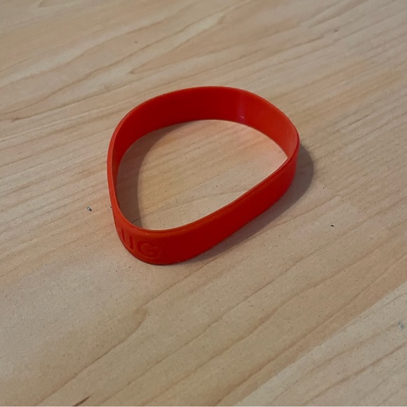 Bugco pest control red rubber bracelet - Picture 1 of 6